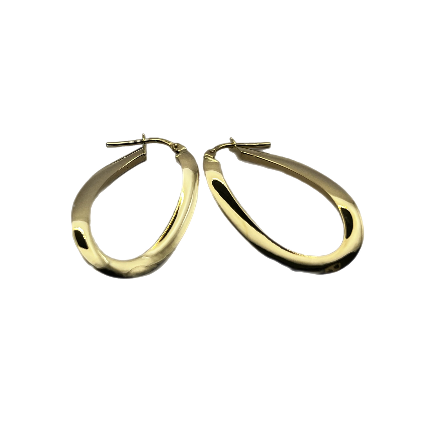 18K Gold Wave Hoop Earrings – Elegant, Sculptural & Timeless